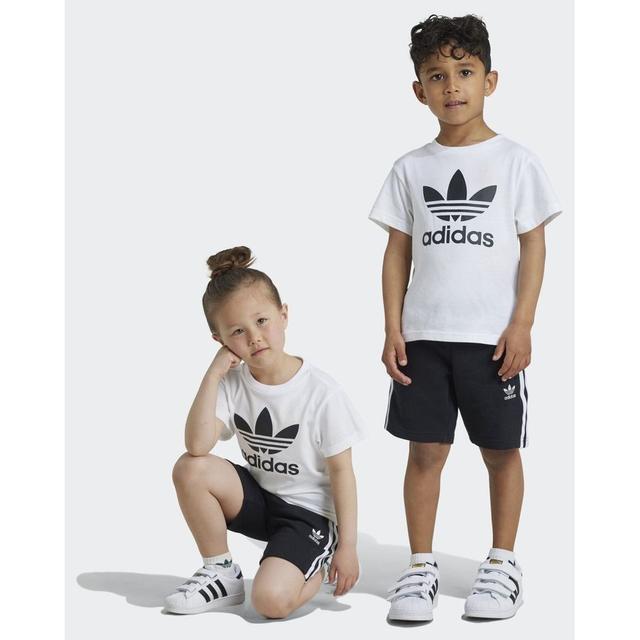 adidas Original Adicolor Shorts Kids T-shirt Set, Größe 110 cm on Productcaster.