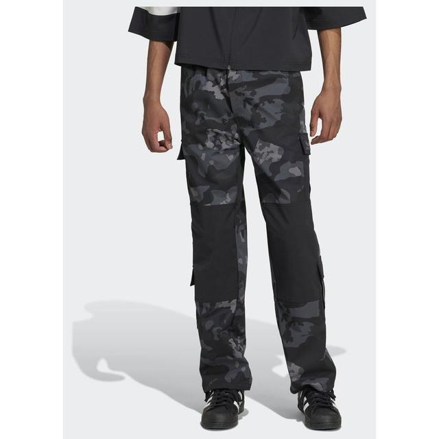 adidas Original Camo Cargo Pants, pointure Small on Productcaster.