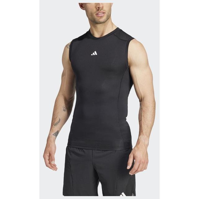 adidas Techfit Compression Training Mouwloos Shirt, maat Large on Productcaster.