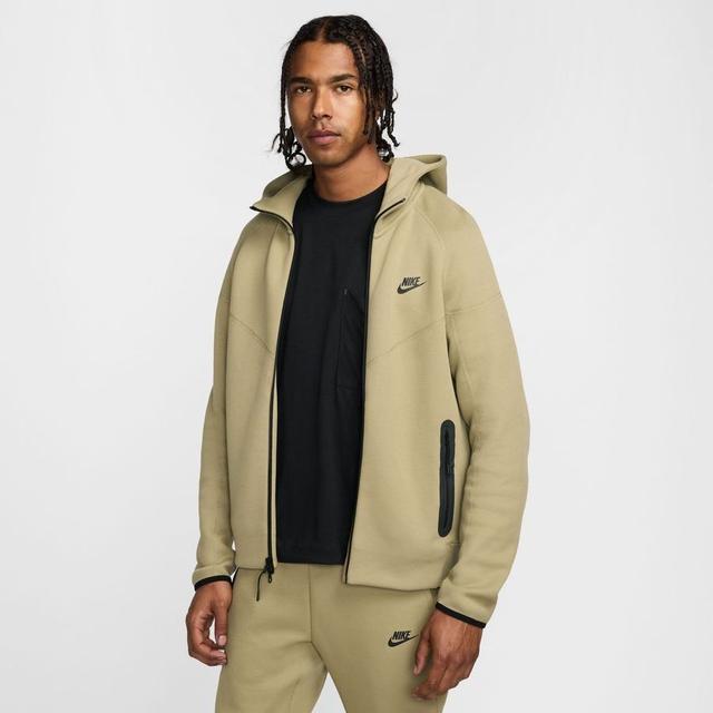 Nike Hoodie Nsw Tech Fleece 24 Fz - Neutral Olive/black, size Large on Productcaster.