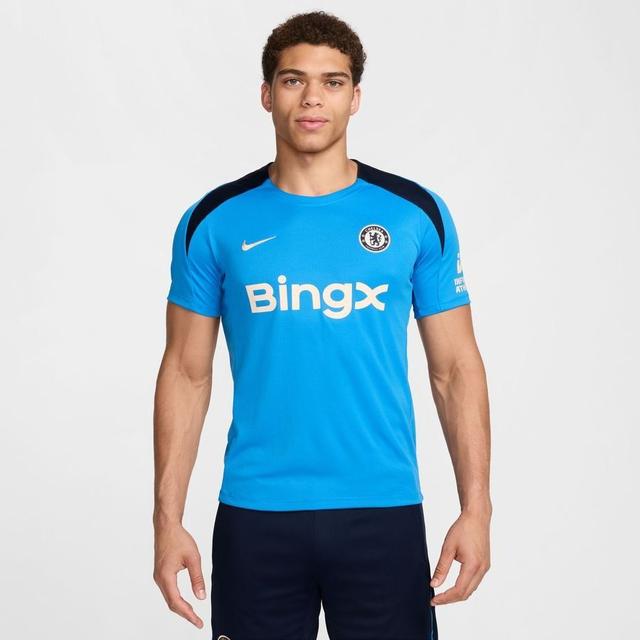 Chelsea Training T-shirt Dri-fit Strike - Photo Blue/guava Ice - Nike, size Large on Productcaster.