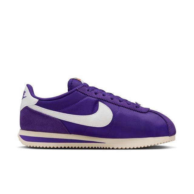 Nike Sneaker Cortez - Purple/summit White Women, size 38 on Productcaster.