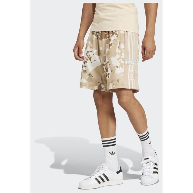 adidas Original Camo Short, maat X-Small on Productcaster.