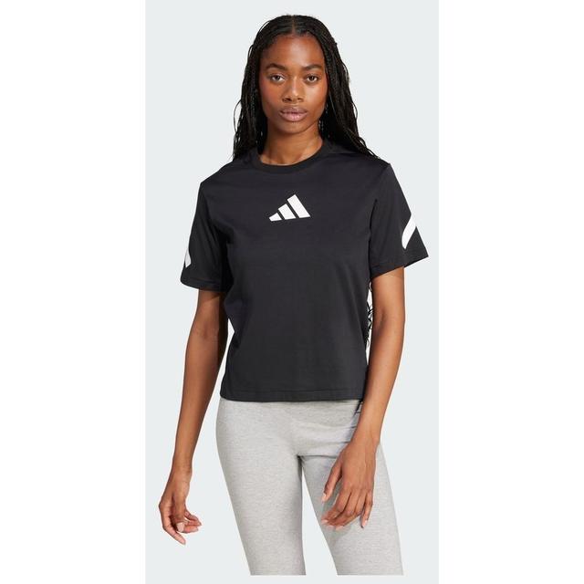 adidas adidas Z.N.E. T-shirt, størrelse XX-Small on Productcaster.