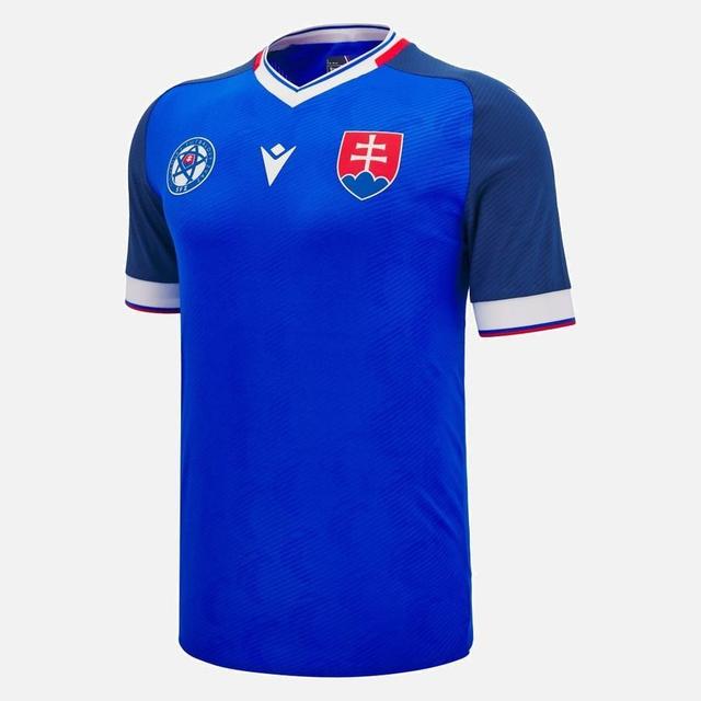 Slovakia Home Shirt 2024/25 - Macron, size Medium on Productcaster.