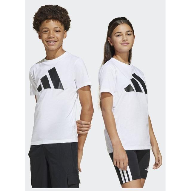 adidas Essentials Tee Kids, størrelse 152 cm on Productcaster.