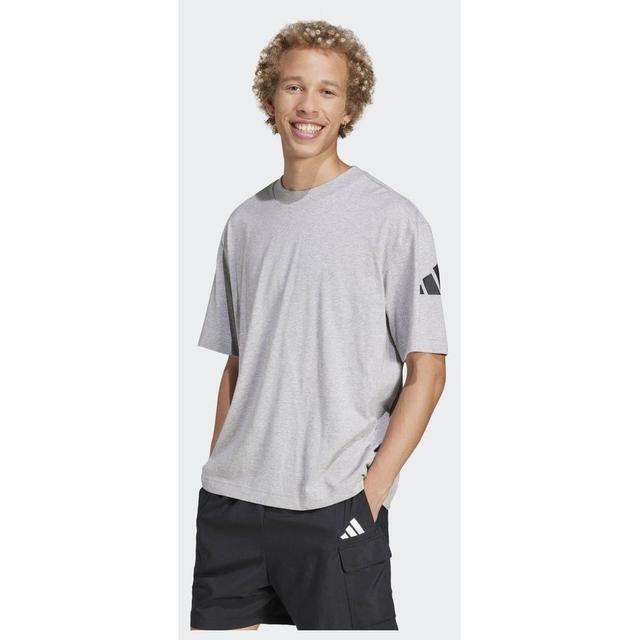 adidas Essentials Loose Fit 3 Bar Logo Tee, størrelse Large on Productcaster.