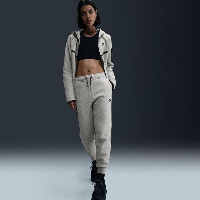 Nike Sweatpants Nsw Tech Fleece - Medium Grey Heather/black Women, size X-Small on Productcaster.