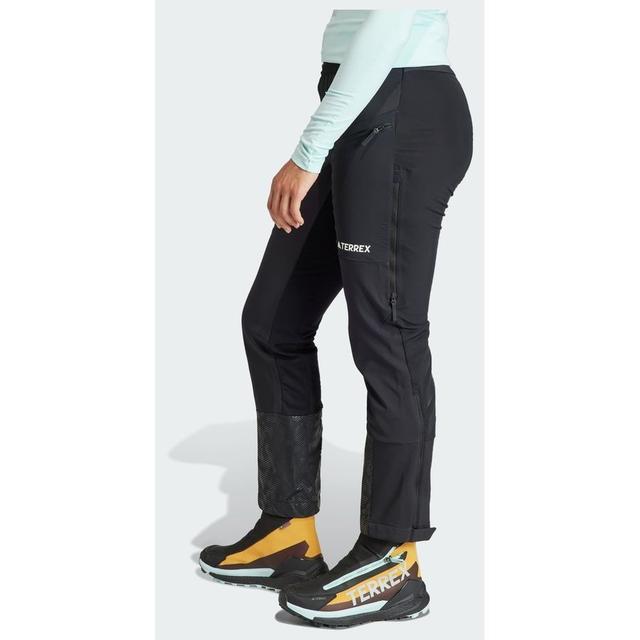 adidas Terrex Xperior Fast Broek, maat 48 on Productcaster.