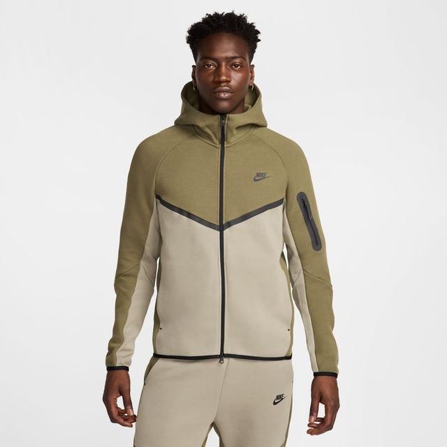 Nike Hoodie Tech Fleece 24 Fz - Medium Olive/light Army/black, size Medium on Productcaster.