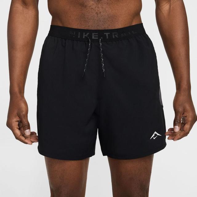 Nike Running Shorts Dri-FIT Trail 6" - Black/Anthracite/Silver Metallic, size Large on Productcaster.