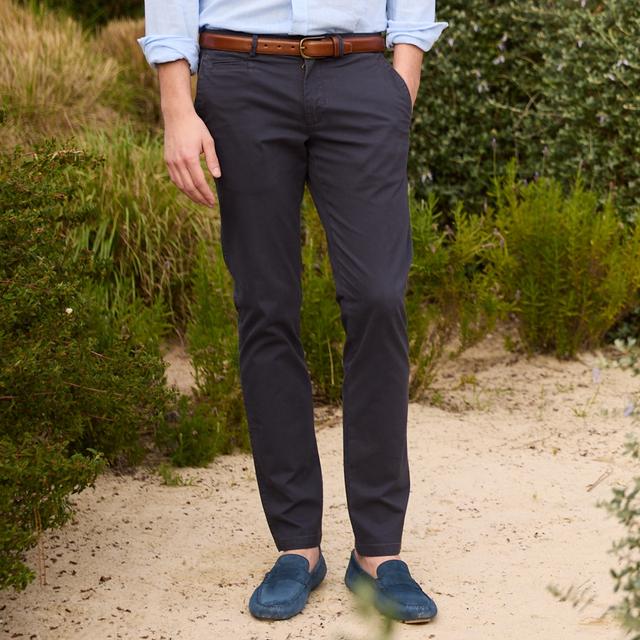 Bexley - Pantalon homme bleu marine foncé - Coupe ajustée - Twill léger coton élasthanne on Productcaster.