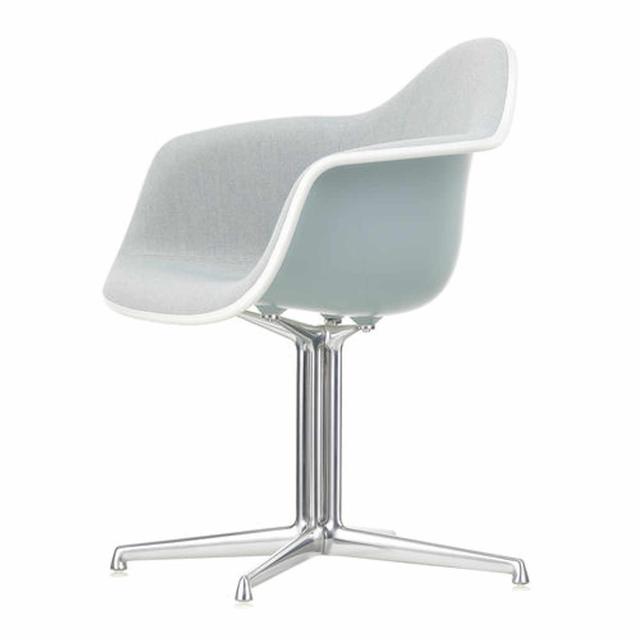 Eames Plastic Armchair RE DAL Vollpolster Stuhl, Sitzschale RE tiefschwarz re, Stoff Hopsak F60 gelb/elfenbein, Keder weiss, Untergestell basic dar... on Productcaster.