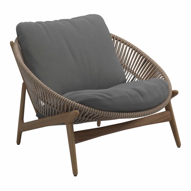 Bora Lounge Chair, Farbe Geflecht umber, Stoffbezug sand 147 on Productcaster.