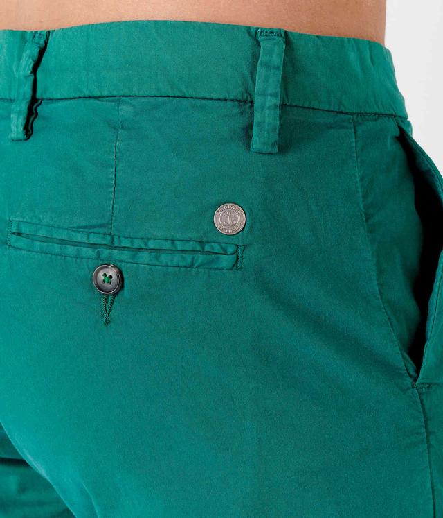 Flash - Pantalon Chino Garden 48 Vert Europann Saint-tropez on Productcaster.