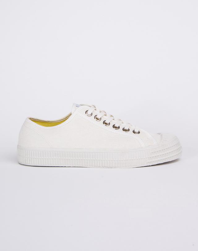Novesta Star Master WHITE 44 on Productcaster.