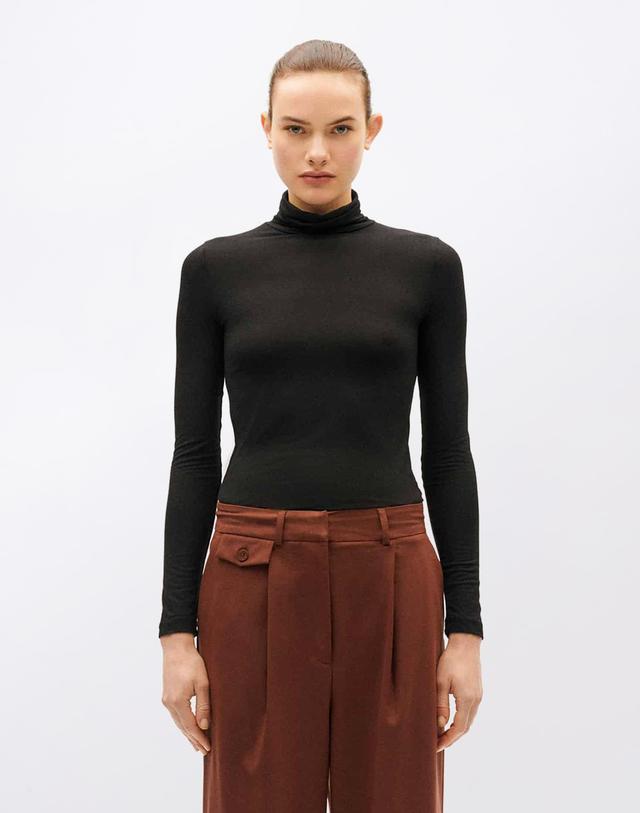 Thinking MU Black Noe Cachemire Top BLACK L on Productcaster.