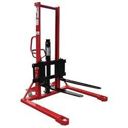 1000Kg Straddle Manual Pallet Stacker 2500mm Height Lift With Adjustable Forks on Productcaster.