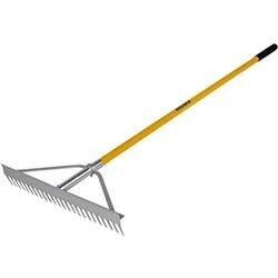 Roughneck Aluminium Landscape Rake 600mm (24in) on Productcaster.