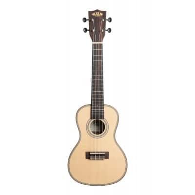 Kala Ka sseby c Solid Spruce Top Ebony Avec Housse on Productcaster.