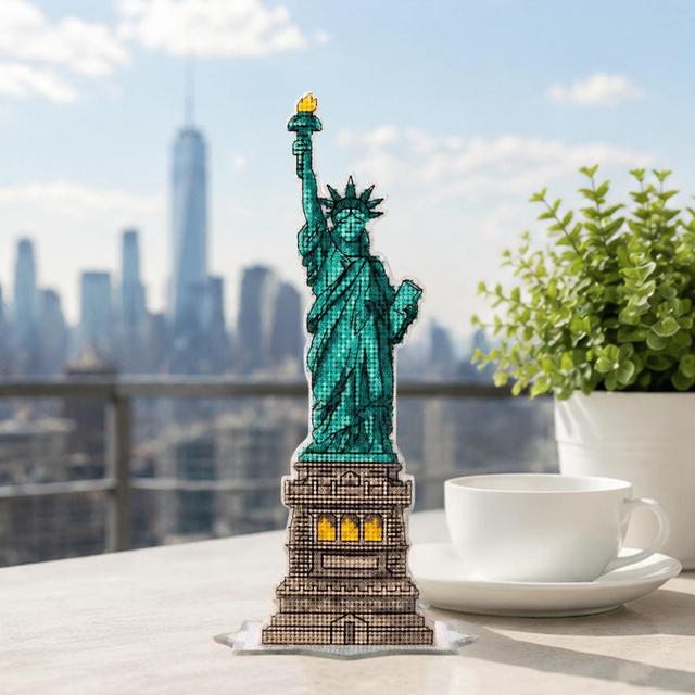 Kreuzstich-Set aus Kunststoff-Leinwand, freistehendes Modell der Freiheitsstatue aus New York on Productcaster.