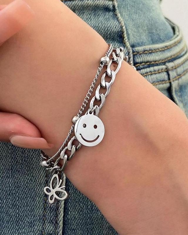 Vintage Style Edelstahl Bettelarmband: Smiley-Gesicht, Schmetterling on Productcaster.